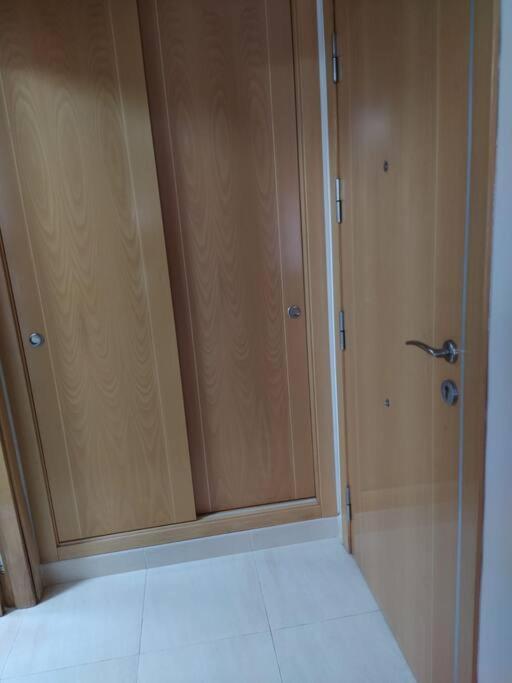 Appartement Bajo Puerta De Alcazaba à Retamar  Extérieur photo
