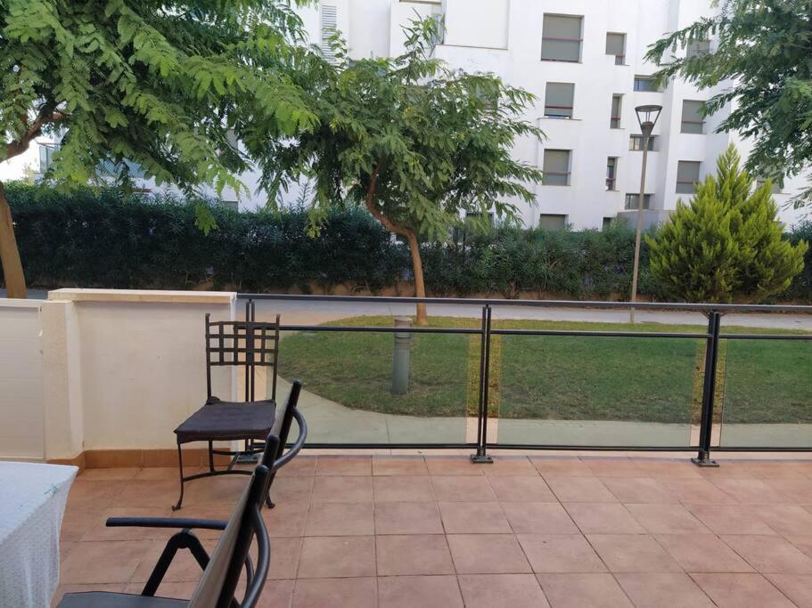 Appartement Bajo Puerta De Alcazaba à Retamar  Extérieur photo