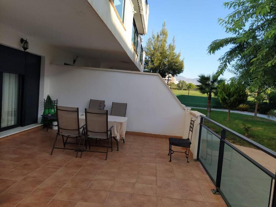 Appartement Bajo Puerta De Alcazaba à Retamar  Extérieur photo