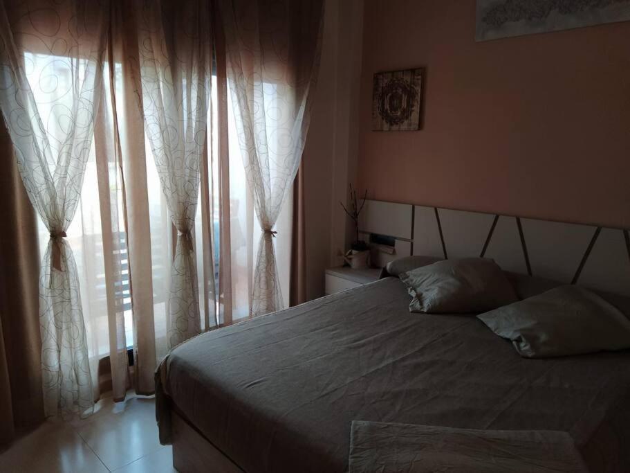 Appartement Bajo Puerta De Alcazaba à Retamar  Extérieur photo